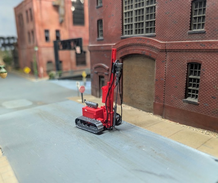 Custom Built 1/87 HO Scale Hydraulic Tracked Drill Rigs. 3D Printed Resin Models