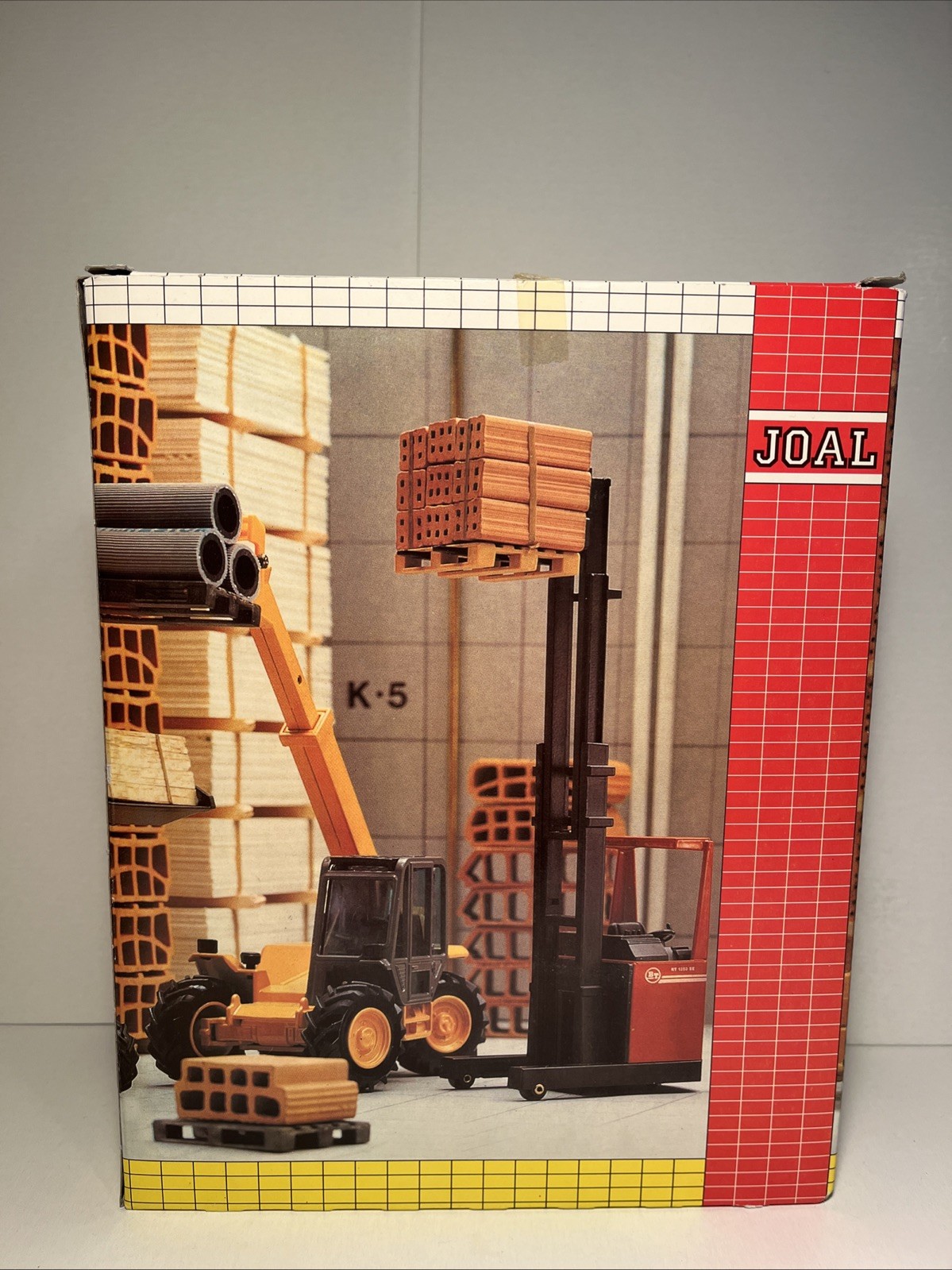 Joal Compact Telescopic Digging Crane #236 Die cast 1:50 Scale (B264)