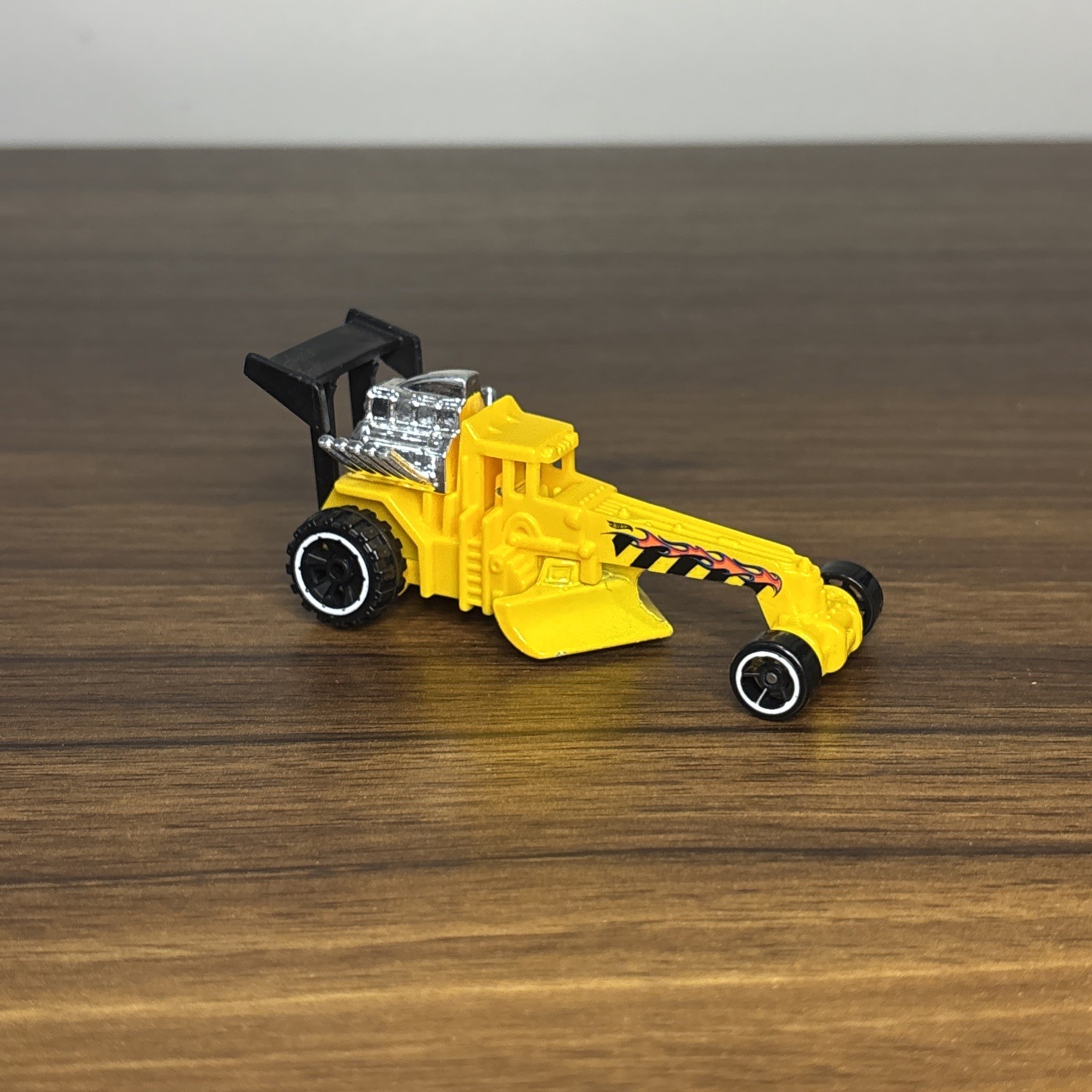Street Cleaver | Hot Wheels HW City | 1:64 Scale Car Mattel | R1