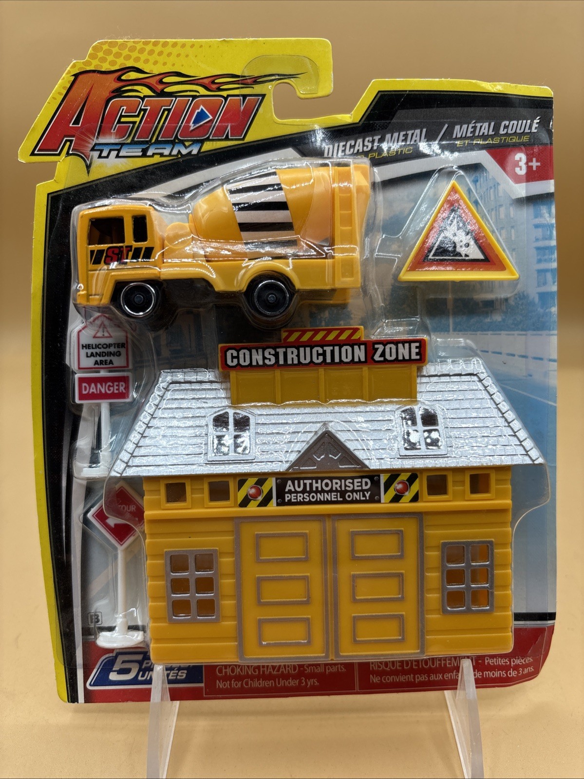 Action Team Construction – Cement Truck Die Cast Metal & Plastic 5 Pcs New