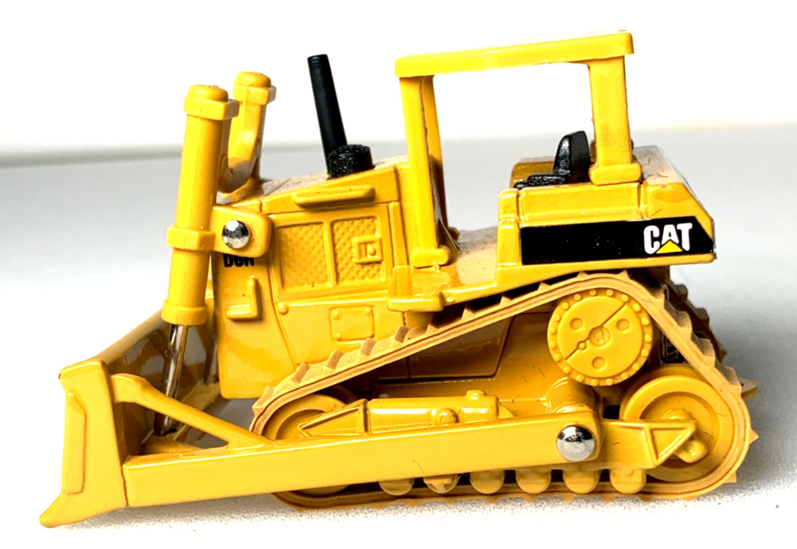 ERTL 1995 Catepillar D6H Track Type 1:64 Scale Inv. #4818