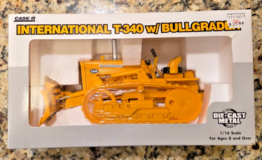 International Harvester T‑340 Crawler w/ Bullgrader – New in Box – FREE SHIPPING