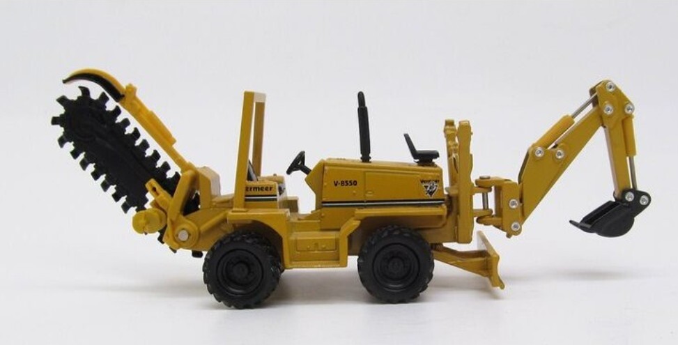 Vermeer V-8550 Trencher – ERTL DCP 1:50 Scale Diecast Model #40009 New