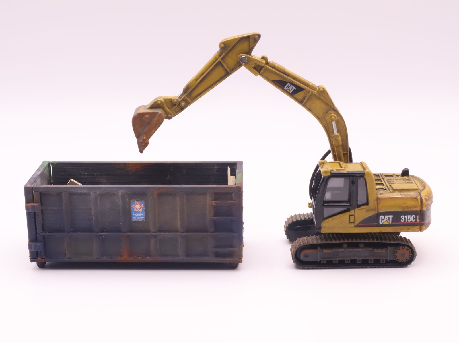 HO Caterpillar 315C L Excavator & Roll-off Dumpster Bundle Hand Weathered