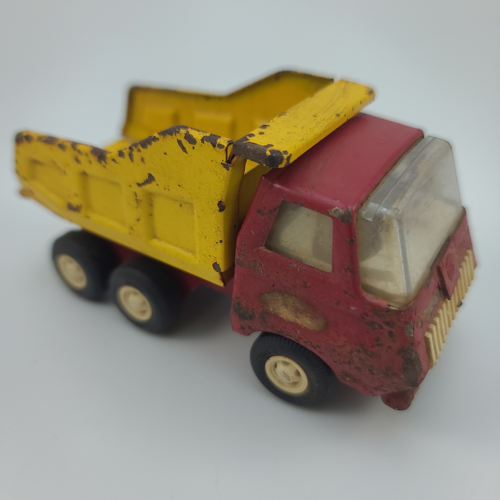 Vintage Diecast Metal Dump Truck Red Yellow Construction Toy Vehicle Collector