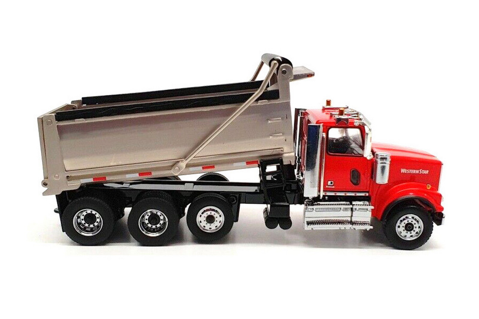 DM 1/50 Scale WESTERN STAR 4900 SF DUMP TRUCK Red Diecast Model Toy 71067