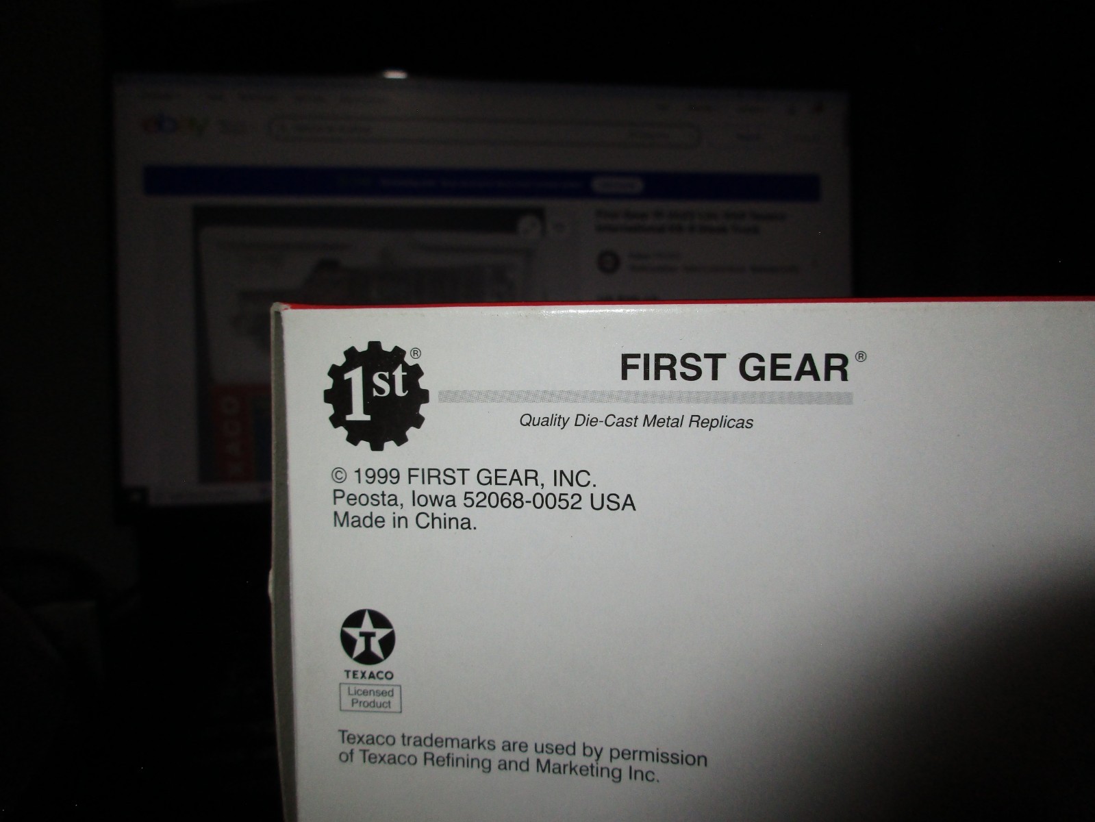 First Gear-TEXACO 1949 INTERNATIONAL KB-8 STAKE TRUCK 1/34 #19-2423 NEW