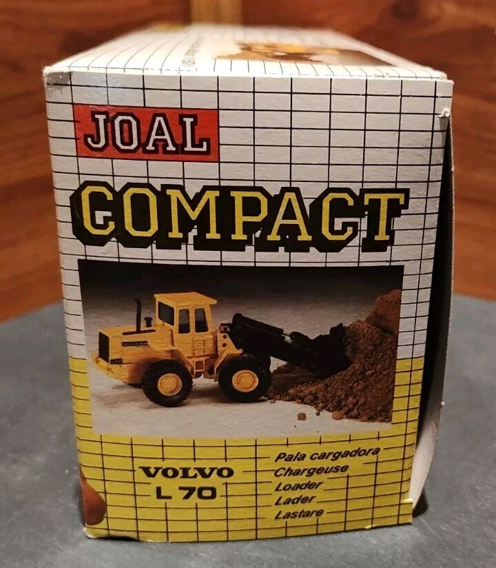 NIB JOAL COMPACT VOLVO L70 1:50 DIE-CAST METAL & PLASTIC REPLICA MADE IN SPAIN