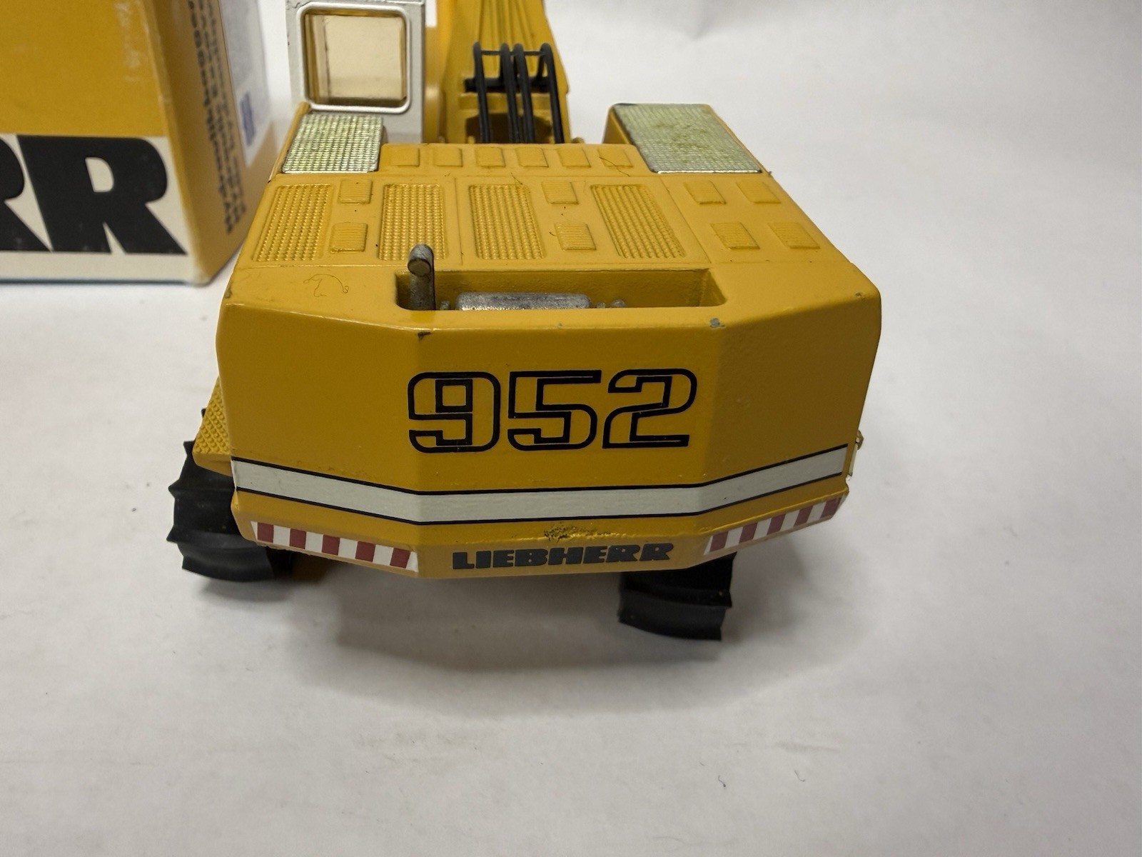 Conrad Liebherr R952 Hydraulic Excavator Diecast Model 1:50 W. Germany w/ Box C4