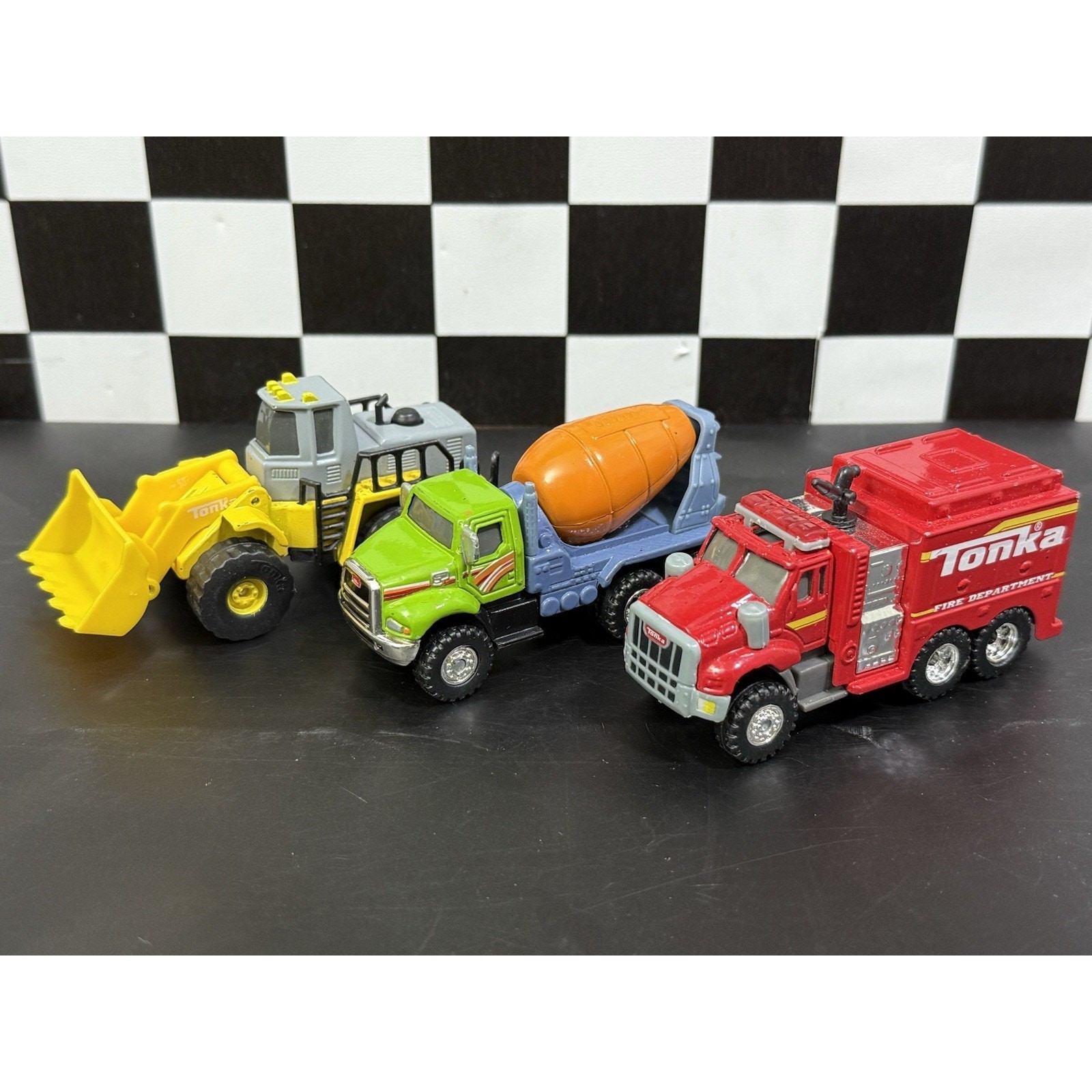 Tonka Lot of 3 Construction Trucks Cement Mixer, Bulldozer, Fire Truck
