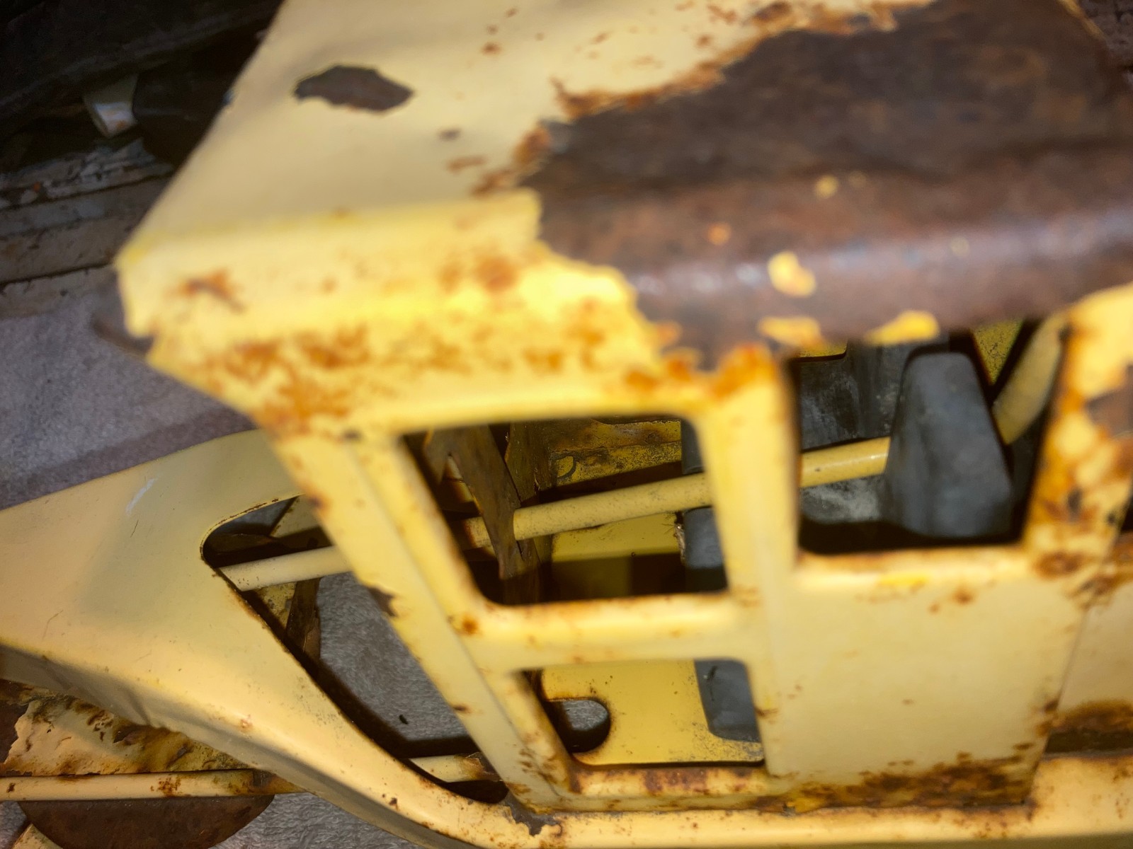 Vintage Tonka Road Grader for parts or restoration – circa ’70s – ’80s