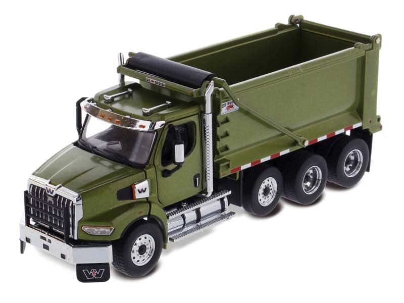 Western Star Tandem w/ Pusher Axle & Ox Bodies Stampede Dump 1:50 Model – 71086