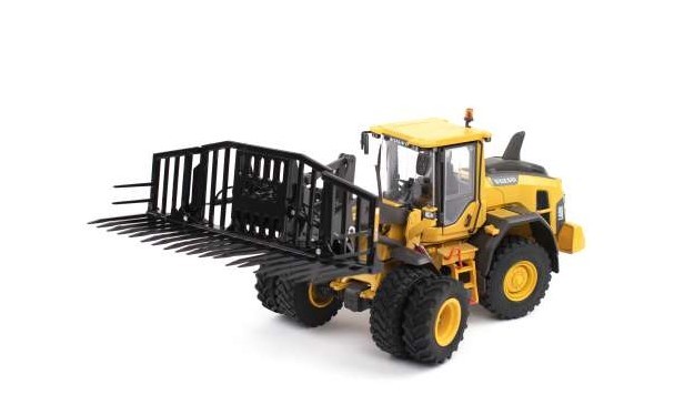 AT-COLLECTION,JCB Folding Lawn Fork, 1/32, AT3200181