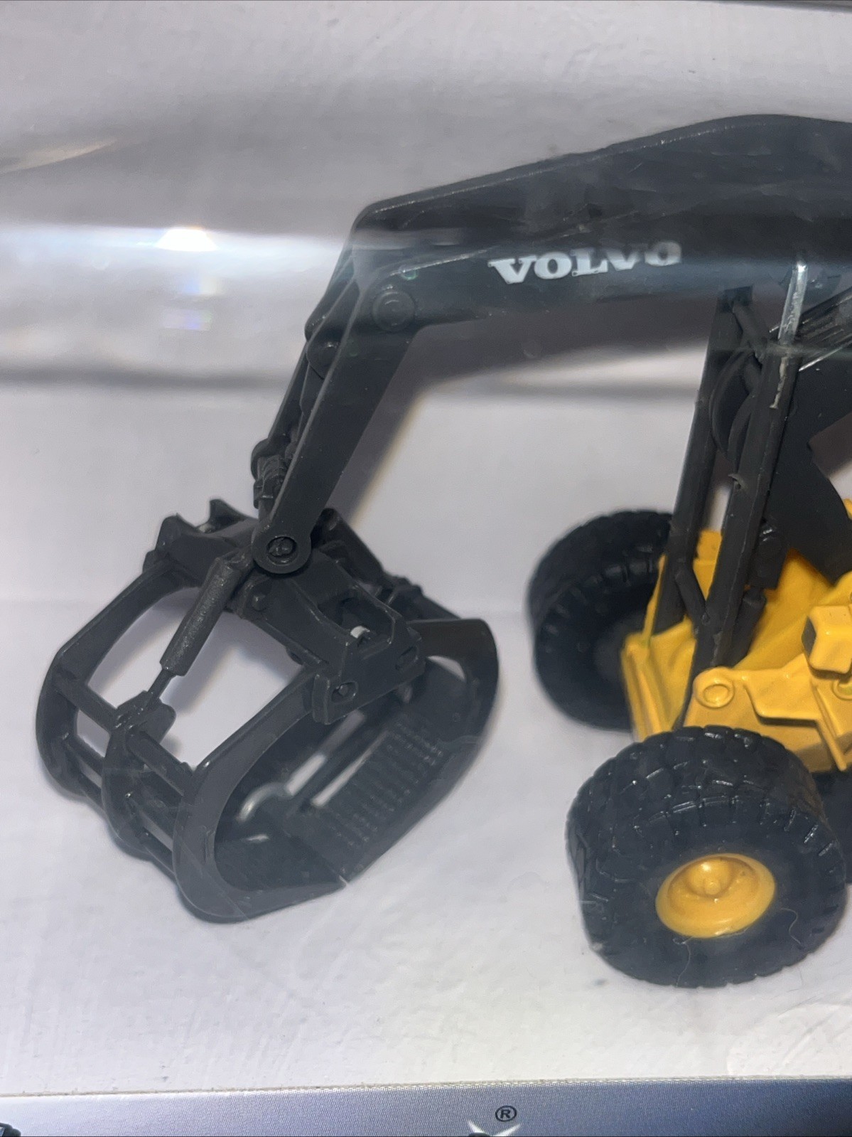 Cararama Volvo Log Grappler HO 1:87 scale Construction machinery 810ND