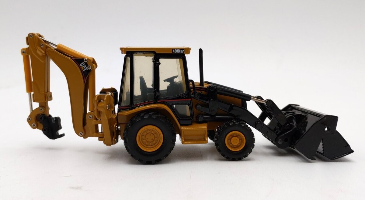 Norscot 55061 1:50 Caterpillar 420D IT Center Pivot Backhoe Construction Vehicle