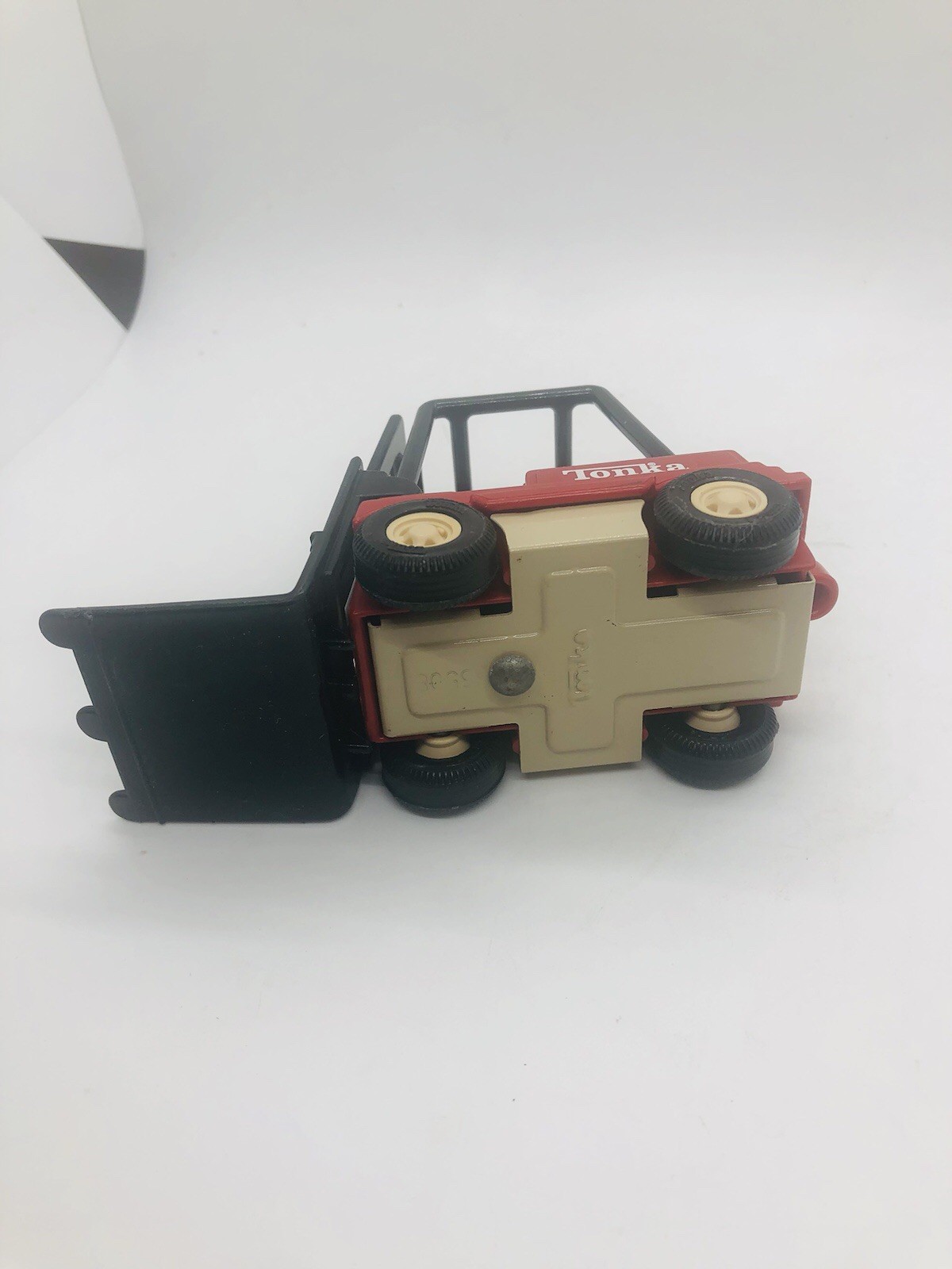 Tonka forklift red vintage small 3 in high 5 inch length