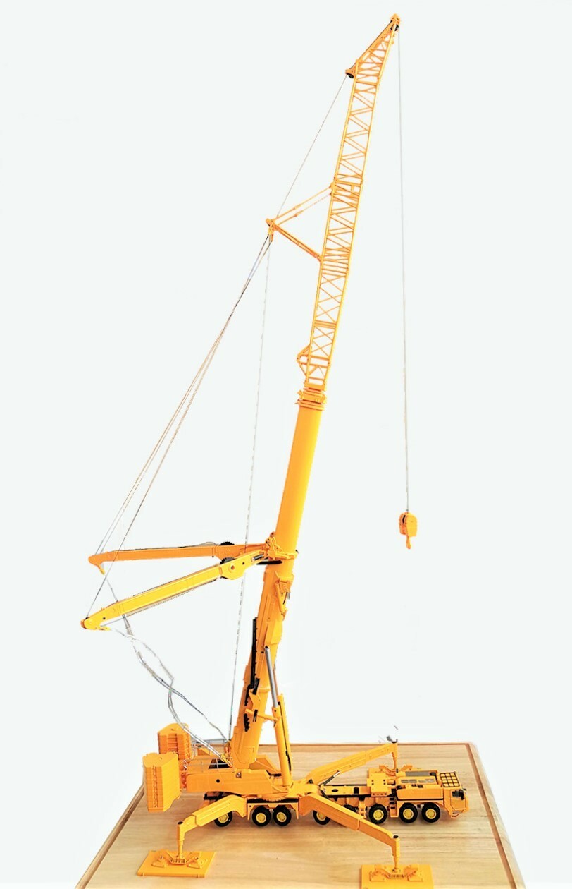 XCMG AMP85 XCA1200 Truck Crane 8-axle 1200 ton Die-cast 1/50 MIB