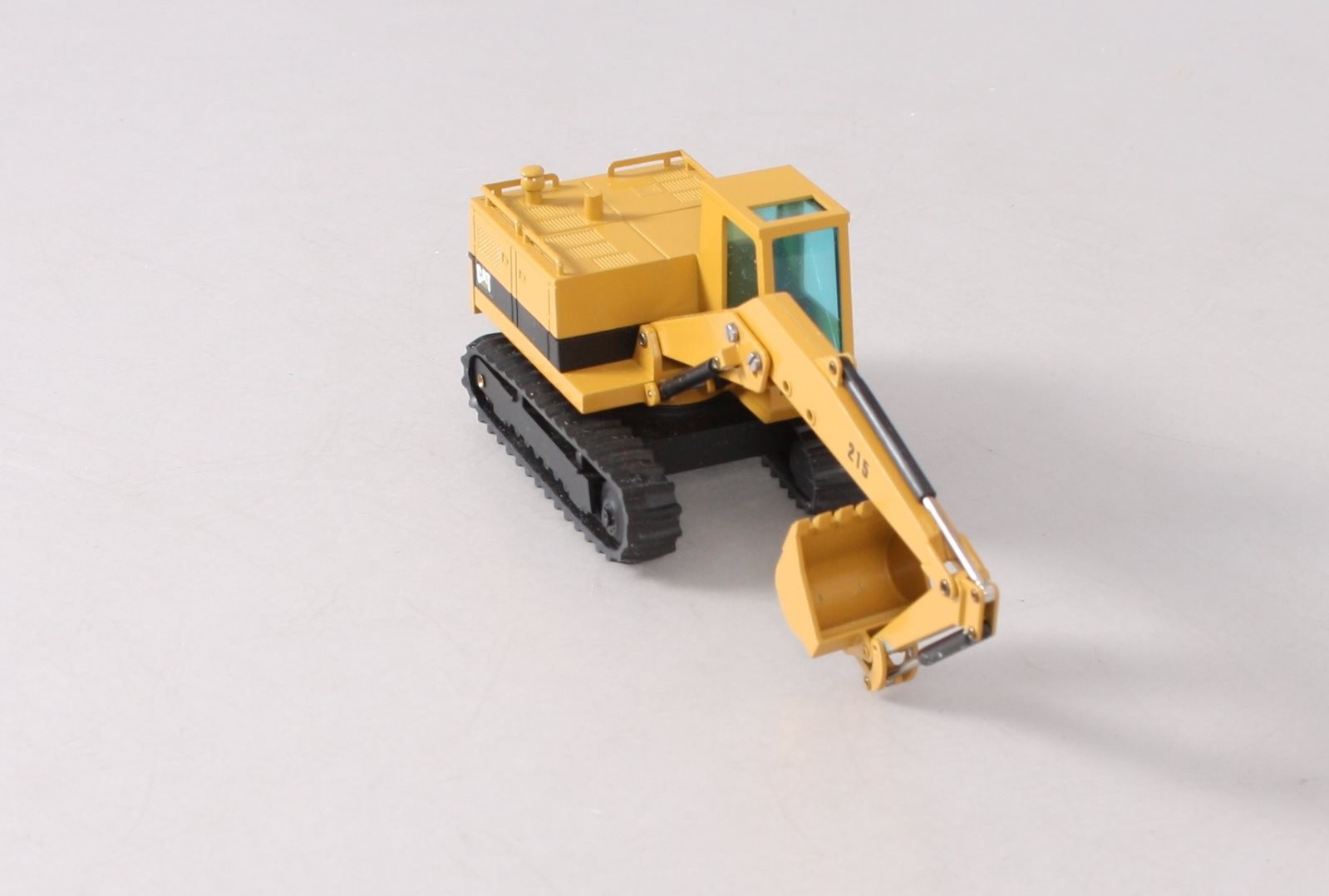 NZG 190 1:50 Caterpillar 215 Hydraulic Excavator