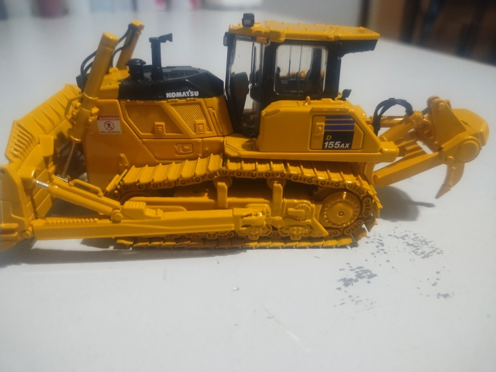 KOMATSU D155AX-8 SIGMADOZER W/ RIPPER 1/64 DIECAST MODEL BY FIRST GEAR 60-0325