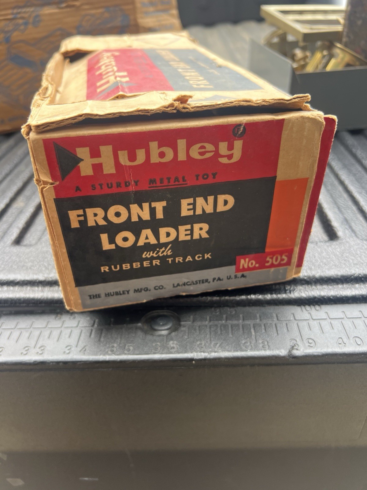 Vintage Hubley Front End Loader Bulldozer Diecast No. 505 Made in USA w box