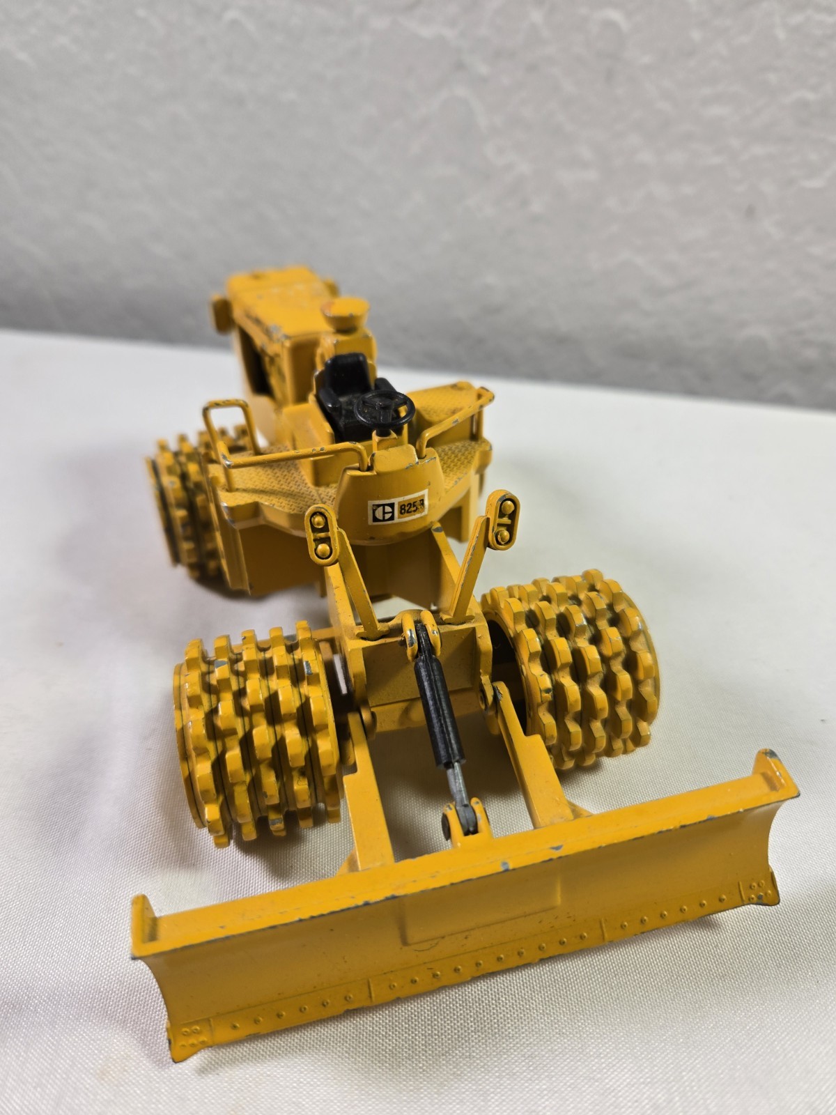 Vintage NZG Caterpiller 825B Diecast West Germany