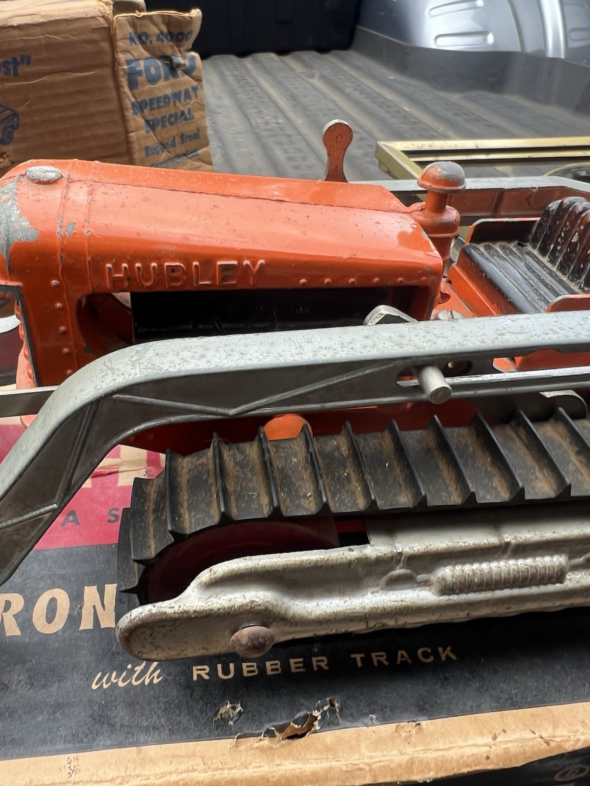 Vintage Hubley Front End Loader Bulldozer Diecast No. 505 Made in USA w box
