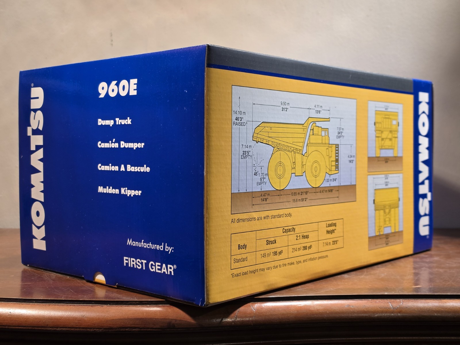 NEW MINT IN BOX! First Gear Komatsu 960E Mining Dump Truck 1:50 Scale YELLOW