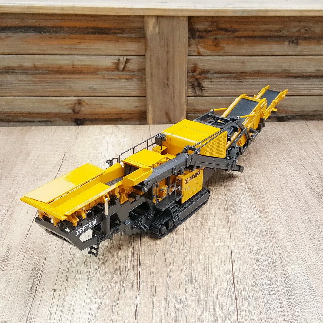 1/50 Scale XCMG XPF1214 Mobile Impact Crushing Station Diecast Model