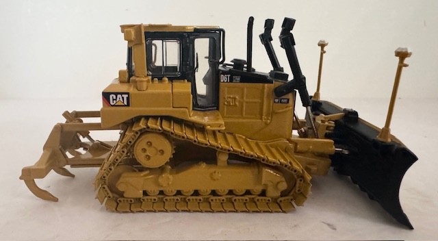1:50 Caterpillar D6T XW VPAT Track Type Tractor Bulldozer 55197 By Norscot