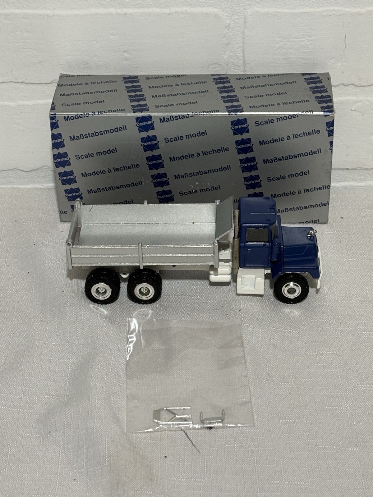 Conrad 1:50 Blue Cab Mack R Model Dump Truck #3640 With Box Diecast Metal