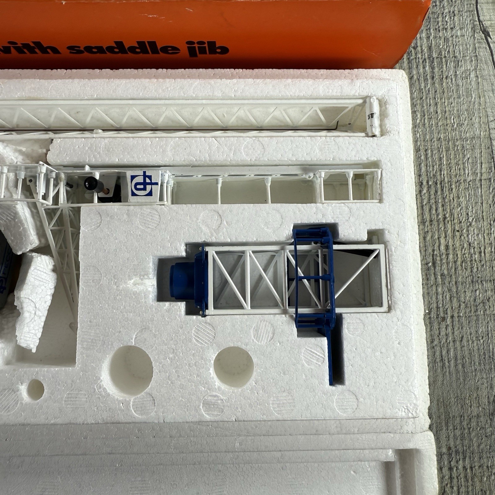 Conrad (1/87th scale) 20101 Peiner Tower Crane Turmdrehkran MIT Laufkatzausleger