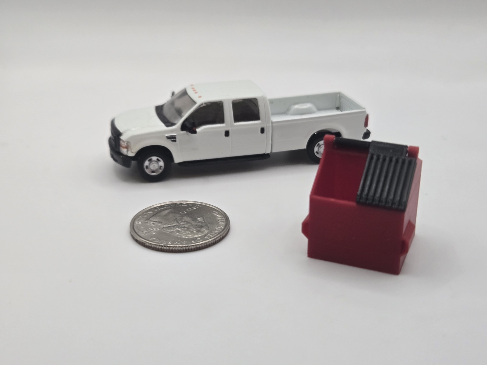 1/87 Scale 8 Yard Dumpster in Red