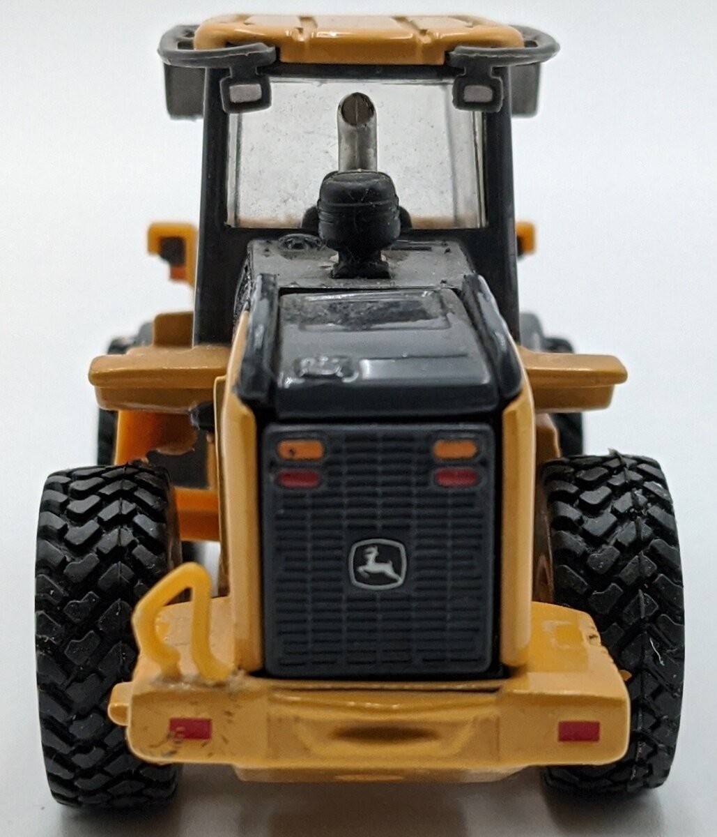 Ertl 15954 1:50 Scale John Deere 624J Wheel Loader