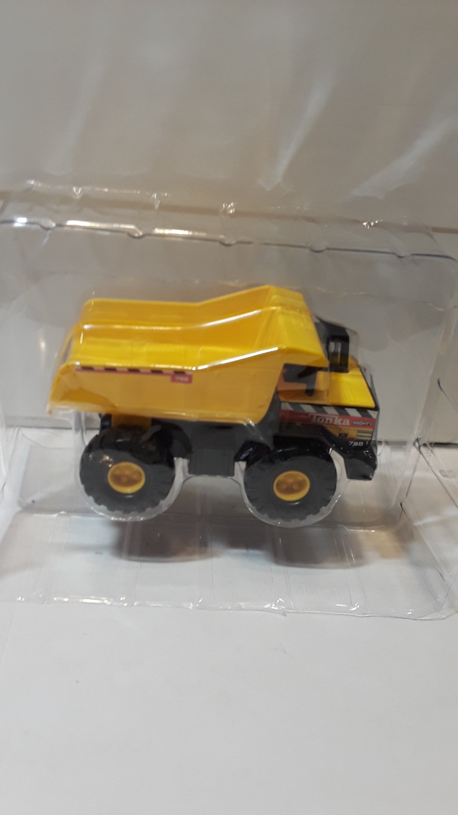 Maisto Tonka Hasbro Mini Dump Truck 762880 New Original Box