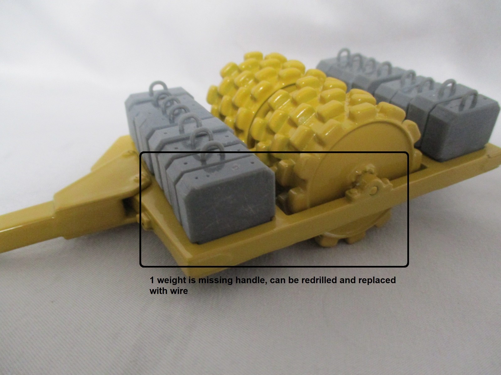 }MBM Model Tow Sheepfoot Roller with 16 weights – 1 handle missing (052/V2)