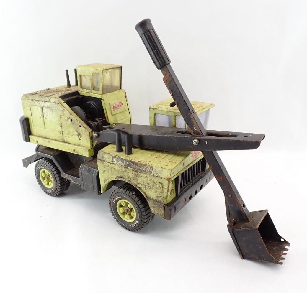 Green Tonka Mighty Shovel 3930 17” Pressed Steel 1970s Vintage Euclid Lime