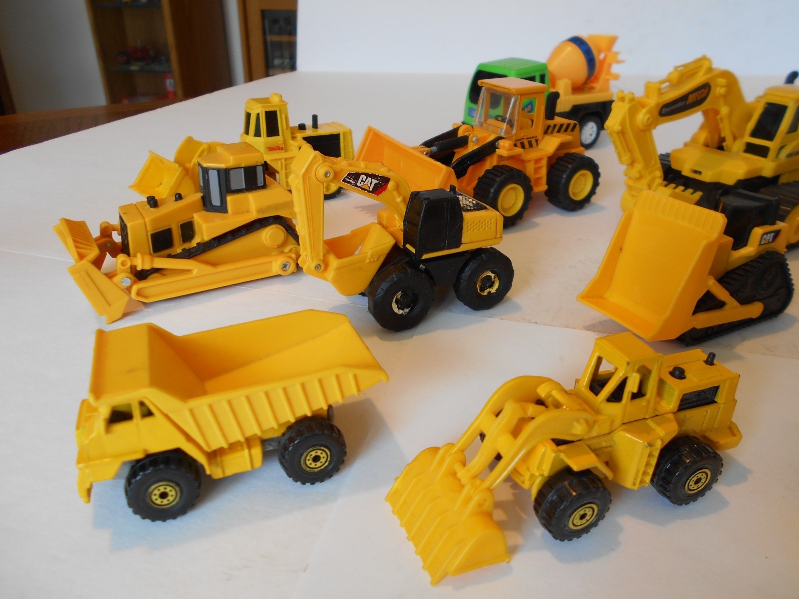 Lot of 15 Vintage Small Mostly Plastic Construction Vehicles, Various Scales
