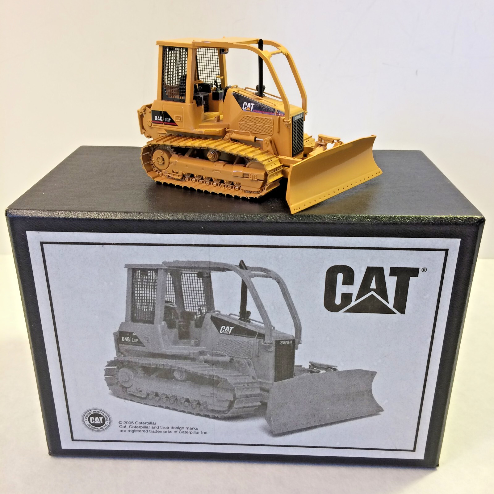 CCM Caterpillar Cat D4G LGP w/ WINCH 1:48 Brass Vintage NIB w/ COA