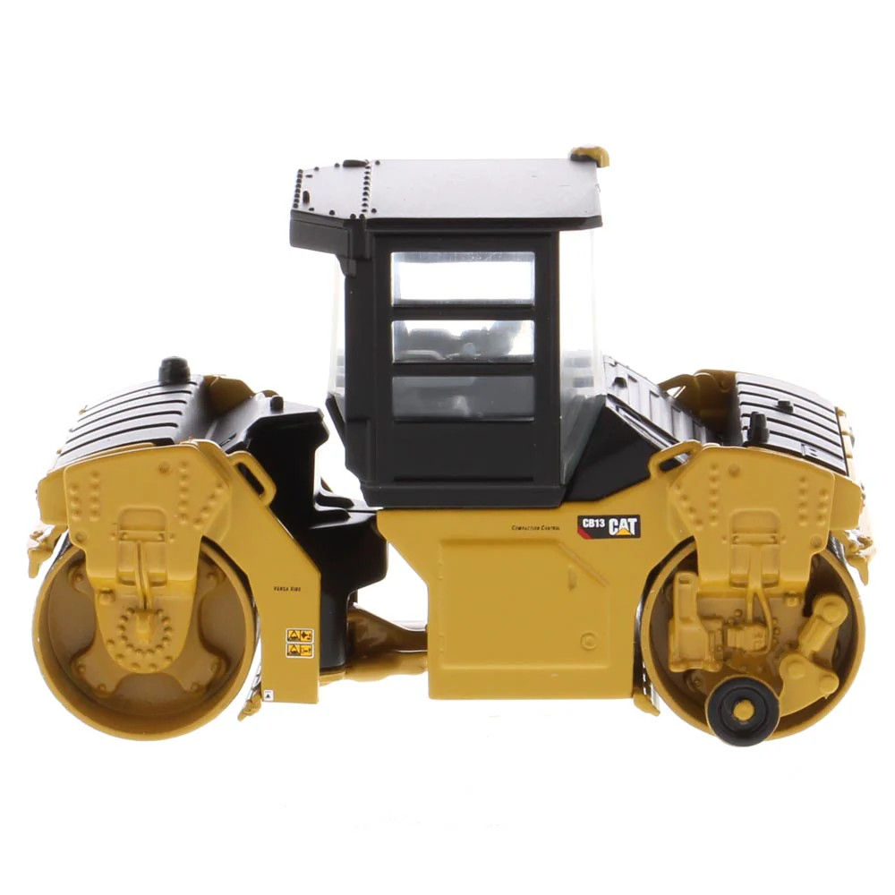 Caterpillar CB-13 Vibratory Roller Cab 1:64 Diecast Masters #85631
