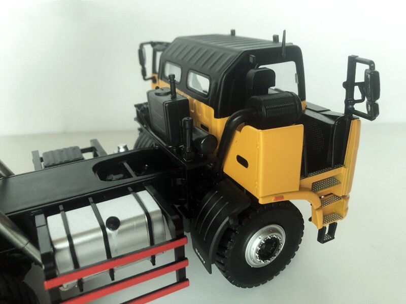 1:35 31CM SANYI SKT105S WIDE BODY DUMPTRUCK Construction Equipment Diecast Model