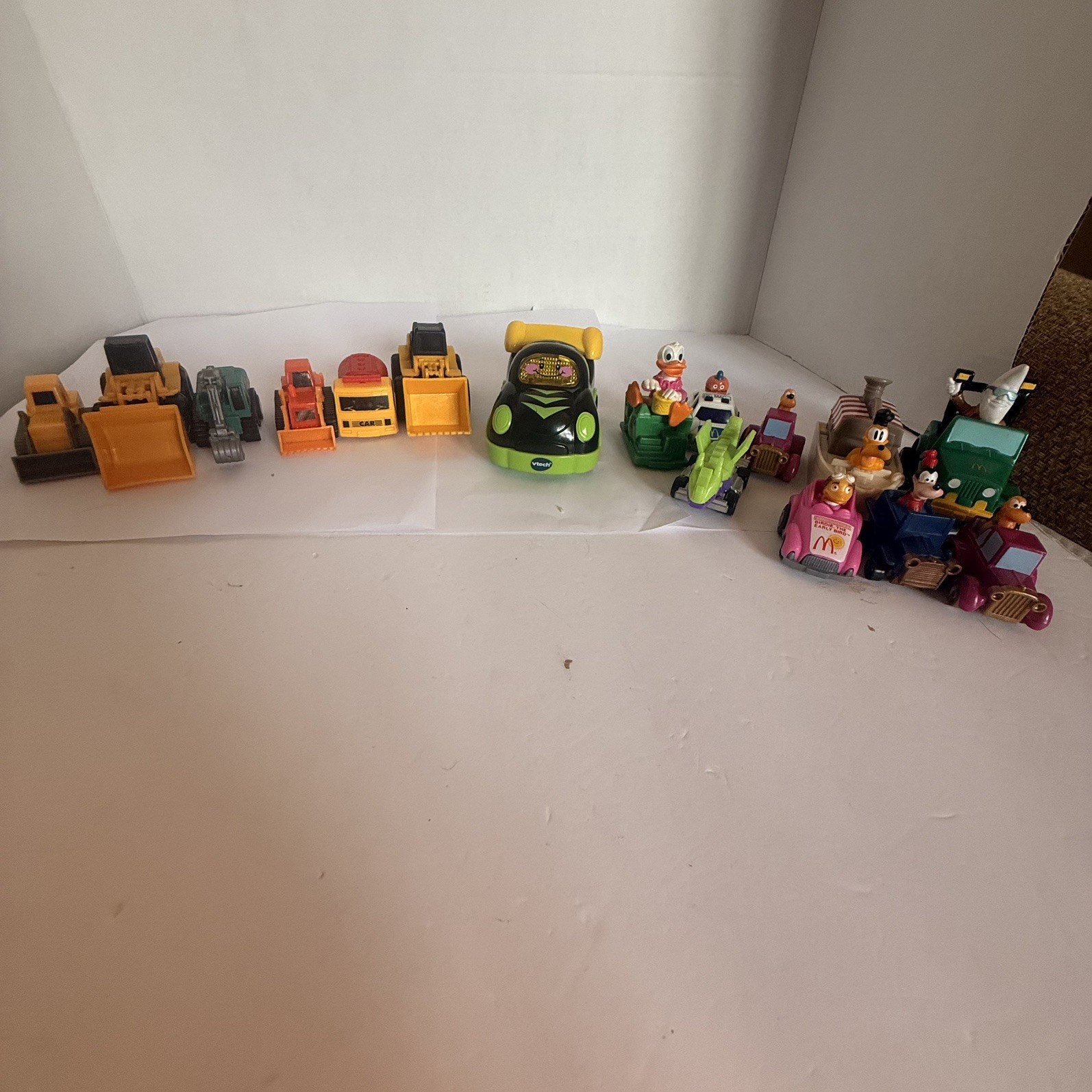 7 Micro Construction vehicles set & 8 McDonald toys+ vtech car