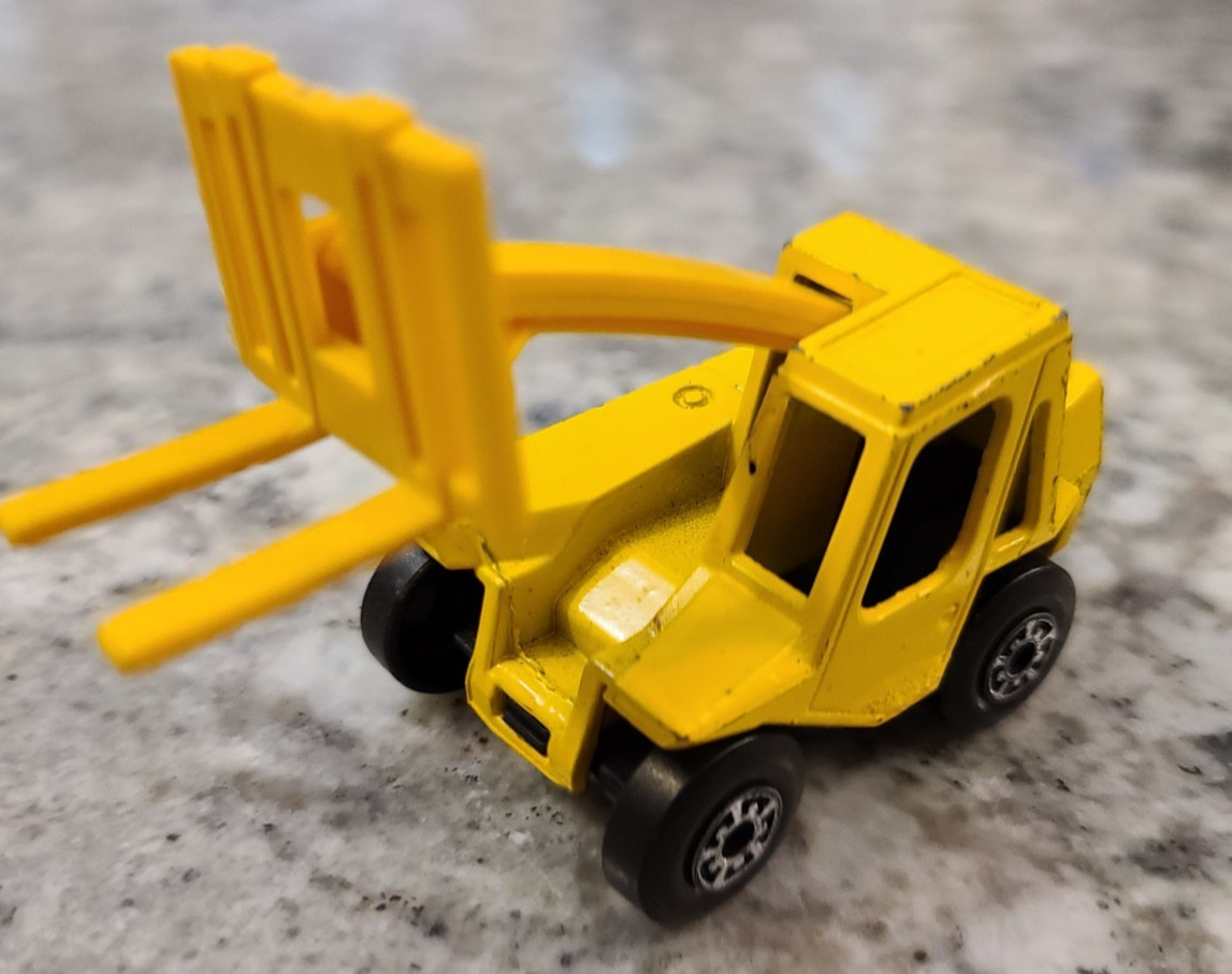 1977 Lesney Matchbox Superfast Samborn Jacklift #48 Yellow England