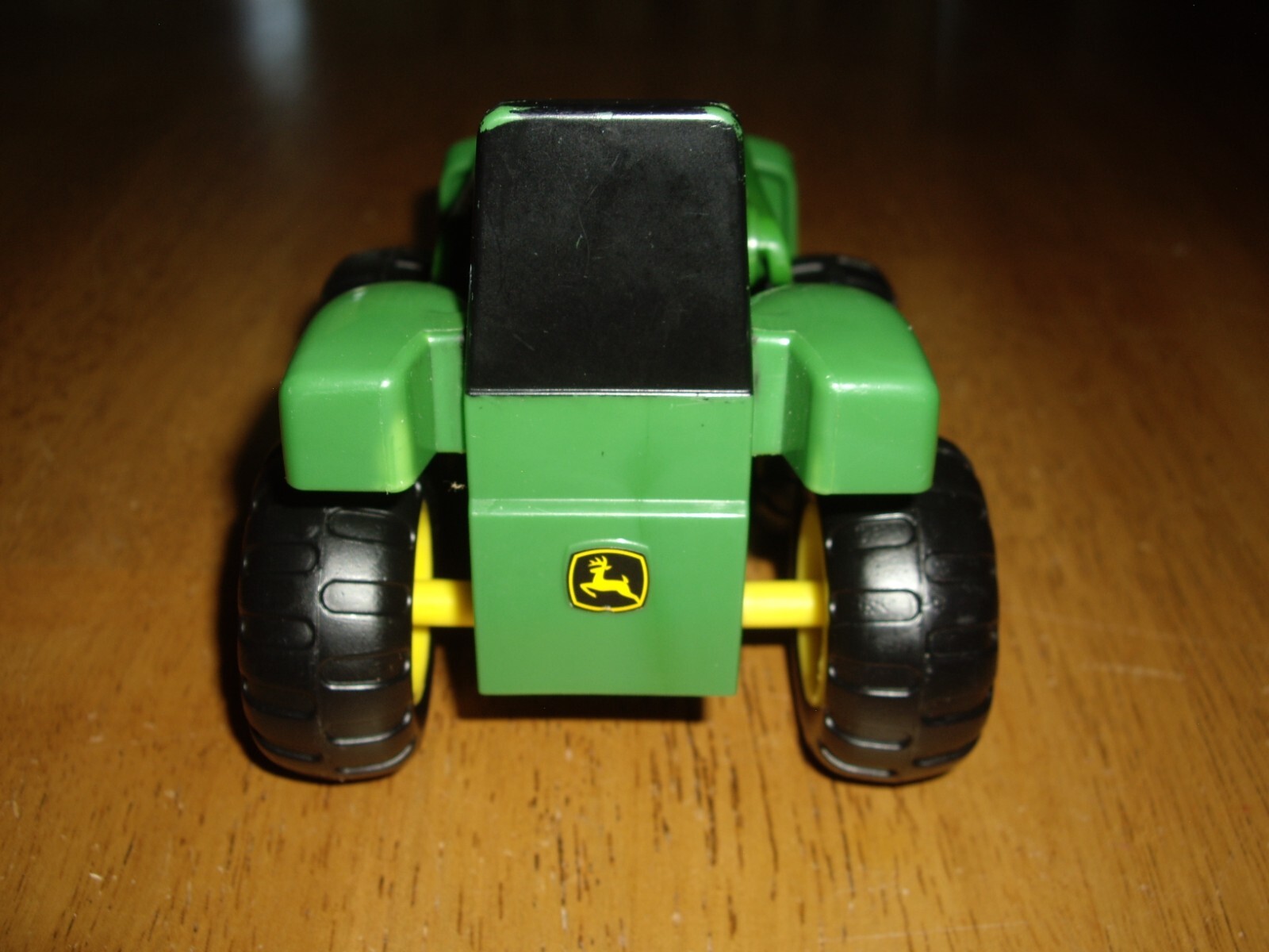 EUC 2 Tomy John Deere Plastic Vehicles Front Loader & Dump Truck Sandbox Toys