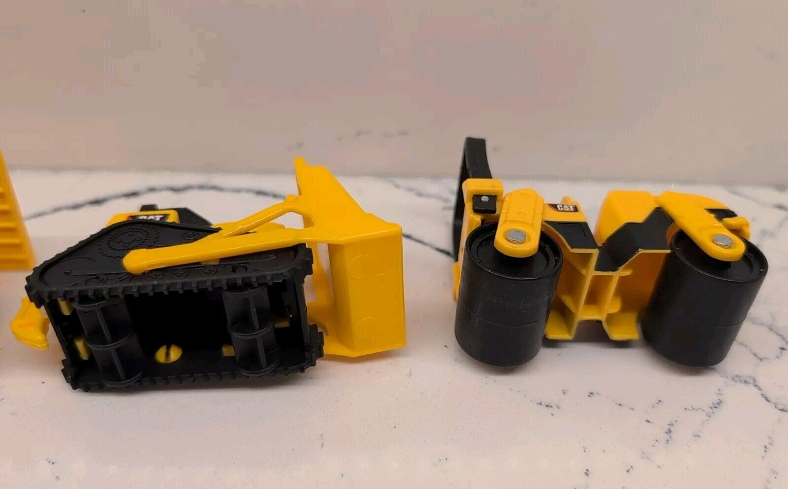 CAT Construction Lot Of 4 Little Machines 3in Mini Cat Toy Vehicles Plastic