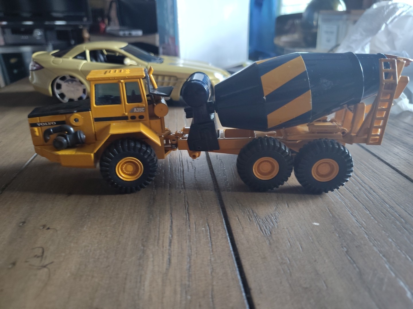 JOAL 167 1:50 SCALE VOLVO A35C CEMENT MIXER Used Loose Yellow