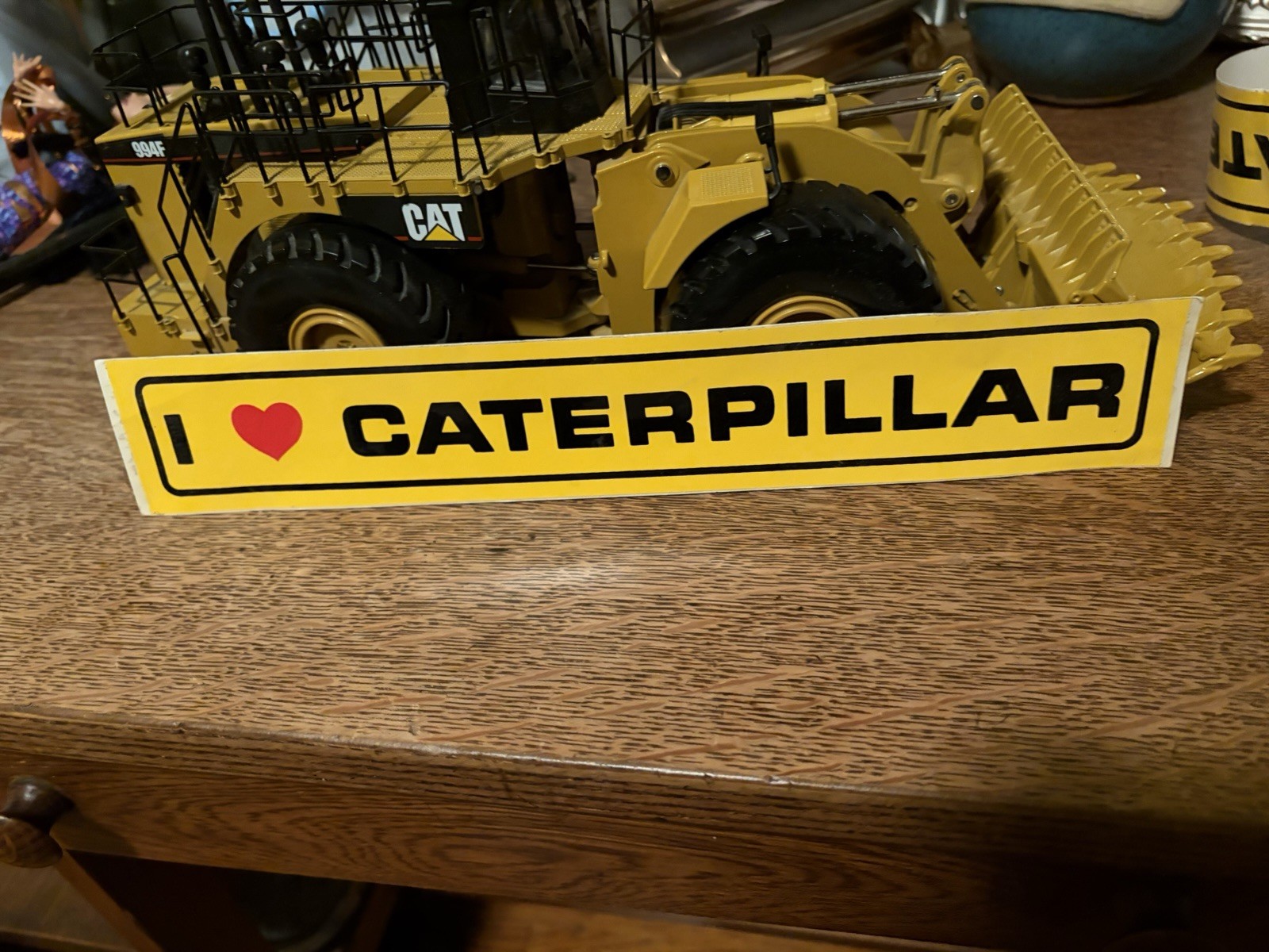 CAT 994F Wheel Loader – Norscot 1:50 BONUS Vintage I ❤️ Caterpillar Sticker