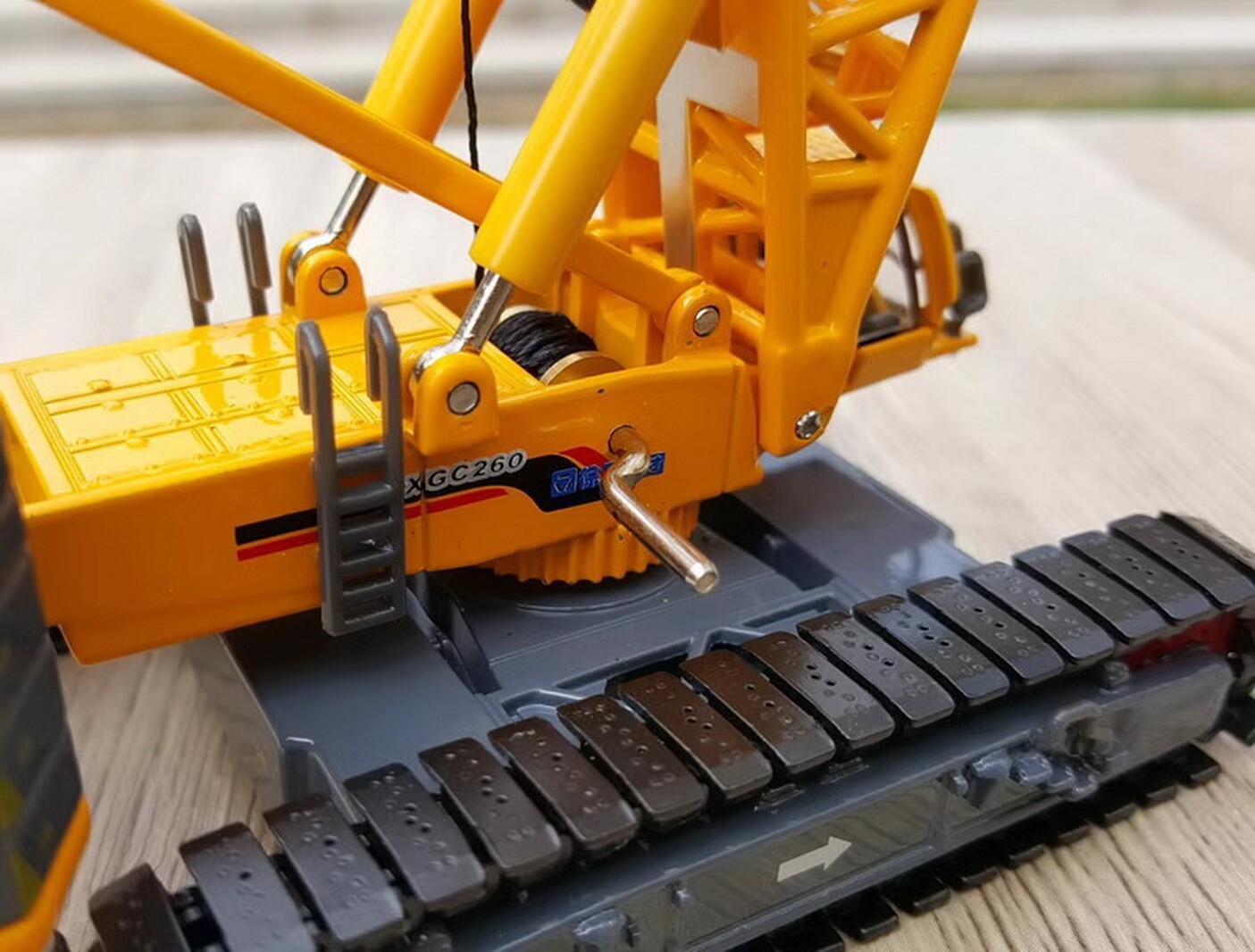 1/120 Scale XCMG XGC260 Crawler Crane Diecast Model Toy Collection Gift