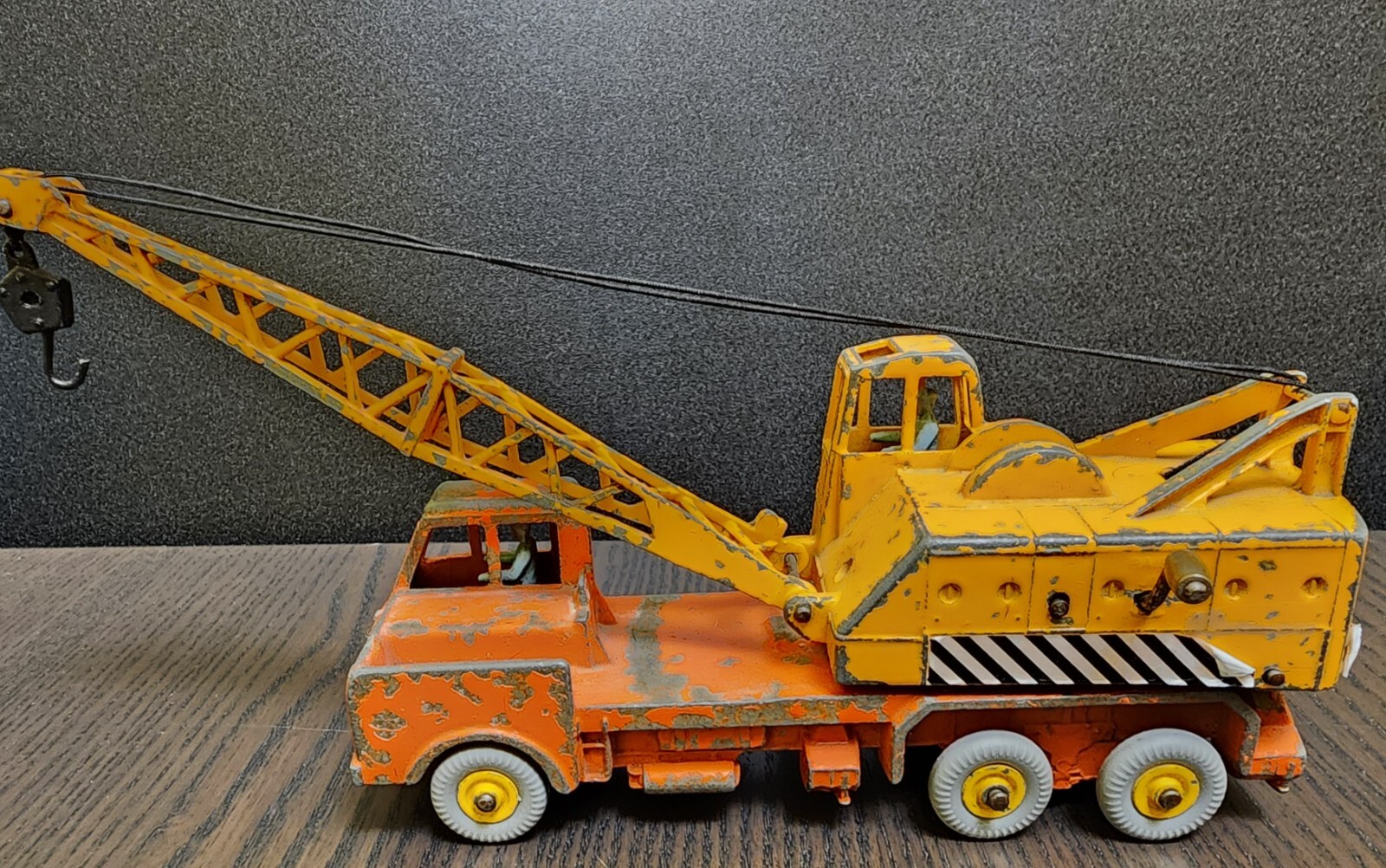 VINTAGE DINKY SUPERTOYS 20 TON LORRY-MOUNTED CRANE GERMAN #972 ENGLAND COMPLETE