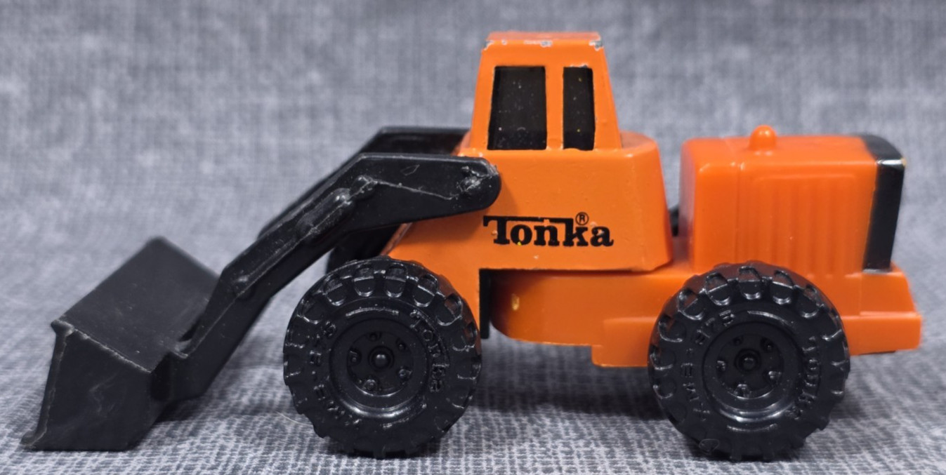 Vintage Tonka 1992 Orange Front End Loader Metal and Plastic – 4 Inch