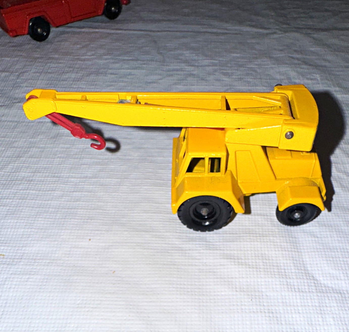 Matchbox Series No. 11 Jumbo Crane Diecast Vehicle Yellow Red Black